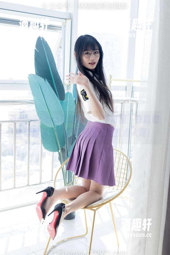 BoBoSocks袜啵啵-甜甜圈 BoBoSocks袜啵啵 - ‘甜甜圈’在瑜伽上套路满分,原图和图包给我点火啊!