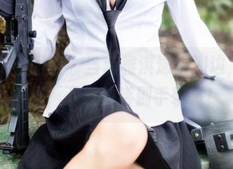 GIRLT果团网 – 当莫雅淇遇上海边，照片一堆，下载的话别手软哦！