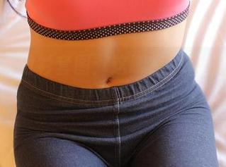 ROSI白衬衫套图：这哪是一件衣服，分明是种态度。