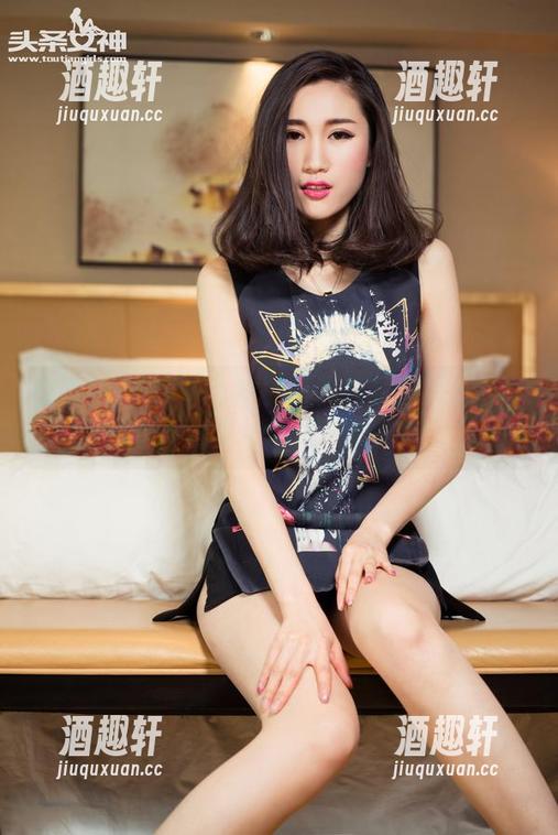 TouTiao头条女神 - 信悦儿的比基尼写真集更新：谁说比基尼只能去海边？