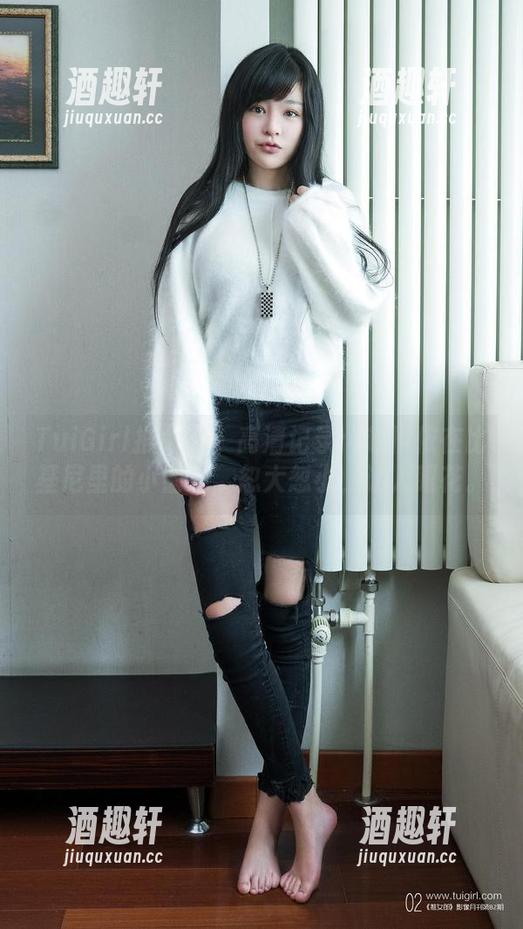TuiGirl推女郎 - 高清记录：赵惟依在比基尼里的小曲线，忽大忽小，让人眼花。