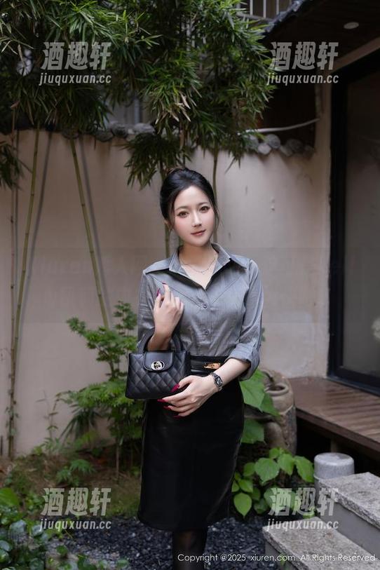 Xiuren秀人网-kelly凯莉 Xiuren秀人网 - 精选图包,这可是kelly凯莉的内衣小秀,来一睹为快吧。
