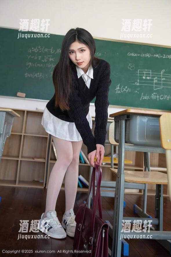Xiuren秀人网-nancy小姿 Xiuren秀人网 - nancy小姿泳装合集,就像海风拂过脸颊,轻柔又带点俏皮。