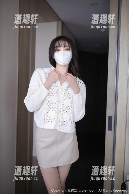 Xiuren秀人网 - 不得不爱的私拍套图：是小逗逗的姐姐来了个美翻