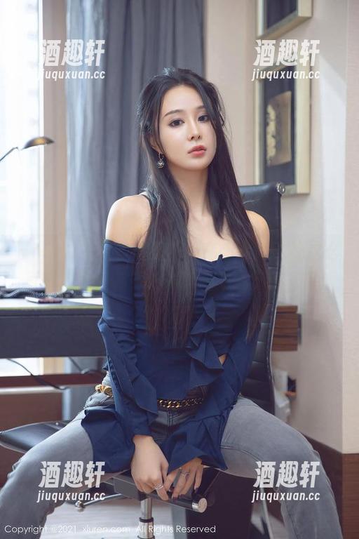 YouMi尤蜜荟 - 原来，高清写真也能这么直观，宋梓诺Bee的美脚果然不负众望！