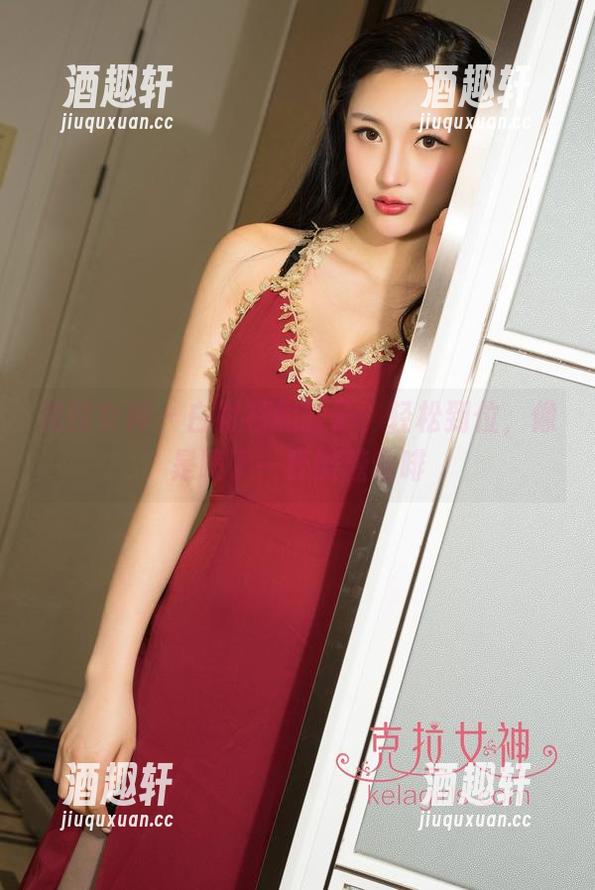 克拉女神-璇子 克拉女神 - 白衬衫和璇子,轻松到位,像是喝了一杯微糖咖啡