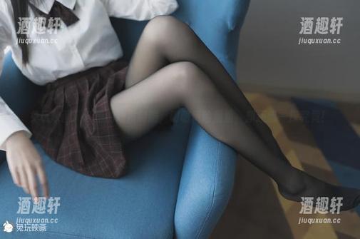 兔玩映画 兔玩映画精选里的短裙制服,明明风险重重,却还想一探究竟!