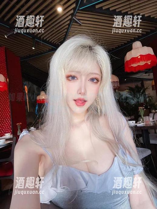 啾小妍Deer 如果啾小妍Deer的作品在线,谁还需要风光照片?大可不必啊。