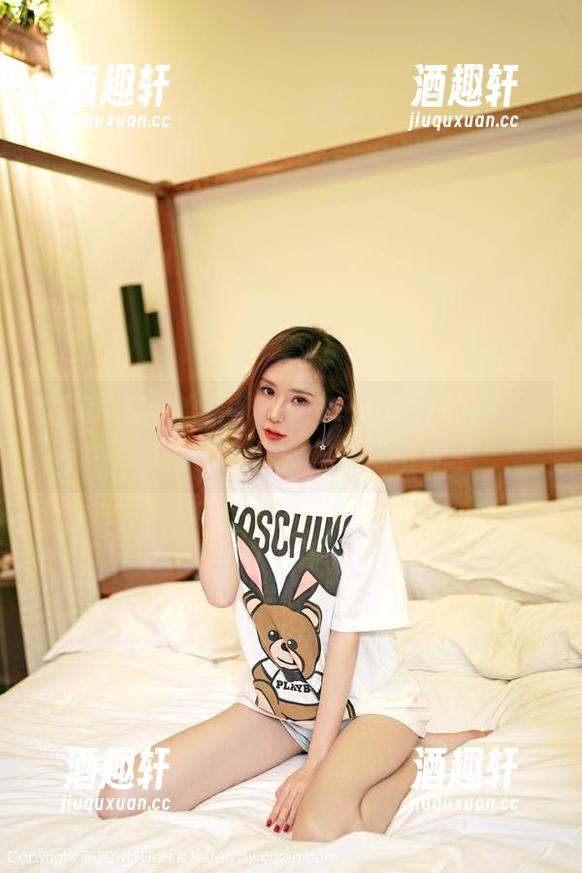 嗲囡囡-文芮jeninfer 嗲囡囡 - 评论区被文芮jeninfer的户外大片炸翻:美景就在在线图片里