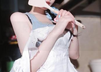 美图在手，女主K的裤里丝让我满脑袋都是脑洞！