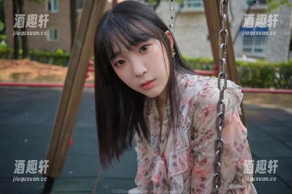 姜仁卿(강인경)的全屏定制图集，第一眼就难以拔离视线的诱惑！