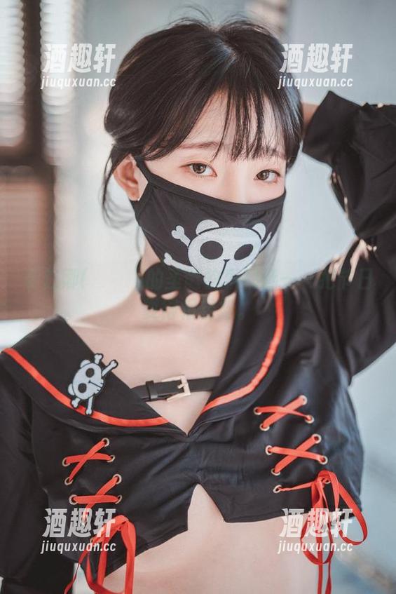 姜仁卿(강인경)的圣诞快乐精选——把节日耍得很轻松。
