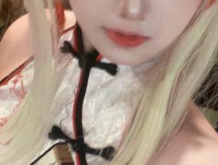 小和甜酒的浴缸探险，照片流出的不仅是美，还有诙谐！