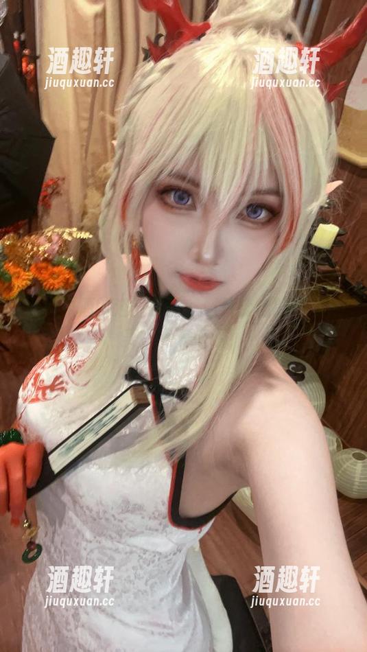小和甜酒的浴缸探险，照片流出的不仅是美，还有诙谐！