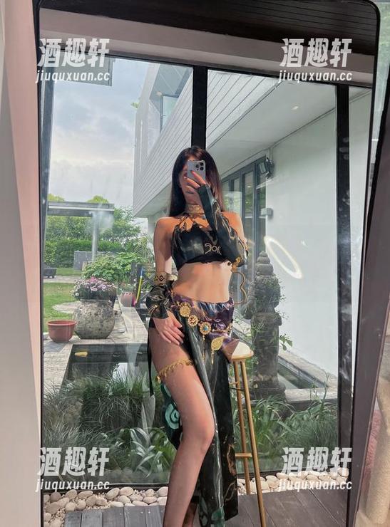微密圈 - 小玉吃果冻的花嫁作品集，分享中透着几分顽皮，难免让我走神