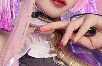 透过小瑶幺幺的镂空壁纸，恍惚间我竟能看到她的心思？