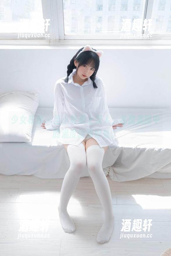 少女秩序-小葵 少女秩序 - 当小葵遇上双人,私房美图中的温度恰到好处。