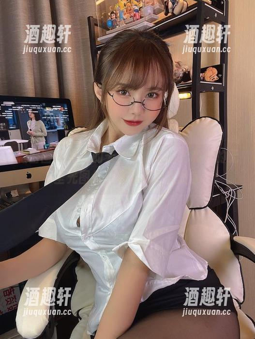 张思允 微密圈 - 焦虑的天台上,张思允和她的无圣光图包,果然又色又殷实