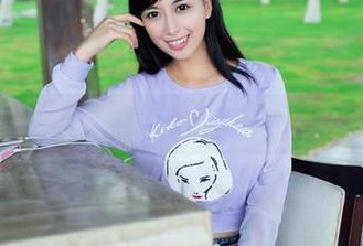 推女郎 – 看了不亏！吻熙的女友套图，免费领取权利等你行使！