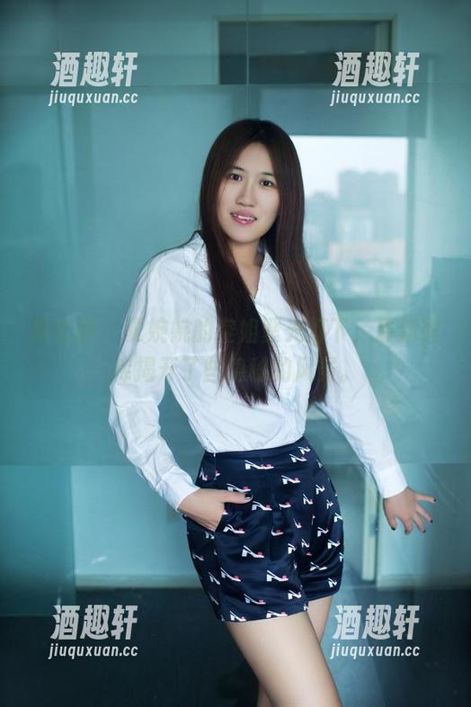 推女郎-夏婉婉 推女郎 - 夏婉婉的空姐聚光灯下,最新图库揭开了些隐秘的风景。
