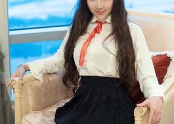 推女郎 – 王馨瑶镂空精选：给我的审美添点“洞”！