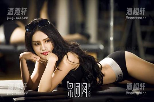 果团网 - 张小喵诱人长腿合集，今天就让她直击你的神经！