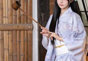 桜井宁宁的小护士写真，下载到手你睡得更香！