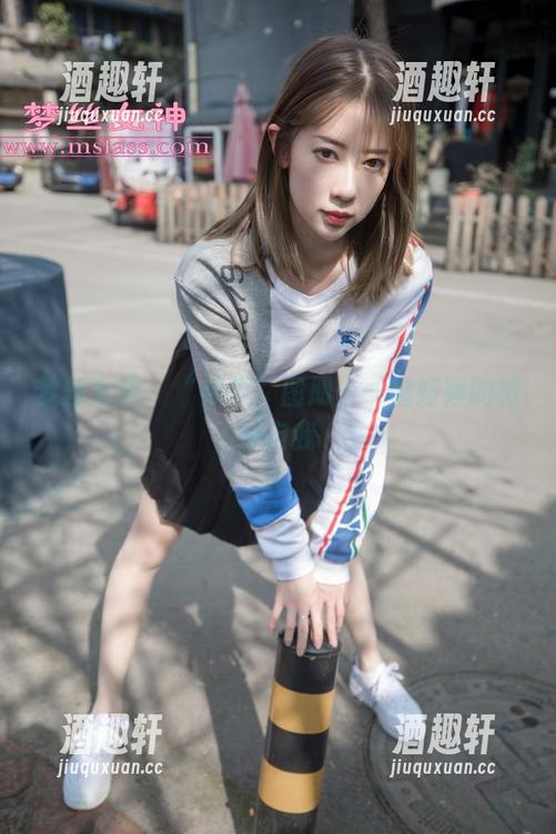 梦丝女神 - “奶牛”图册——魏婷婷的微妙自我