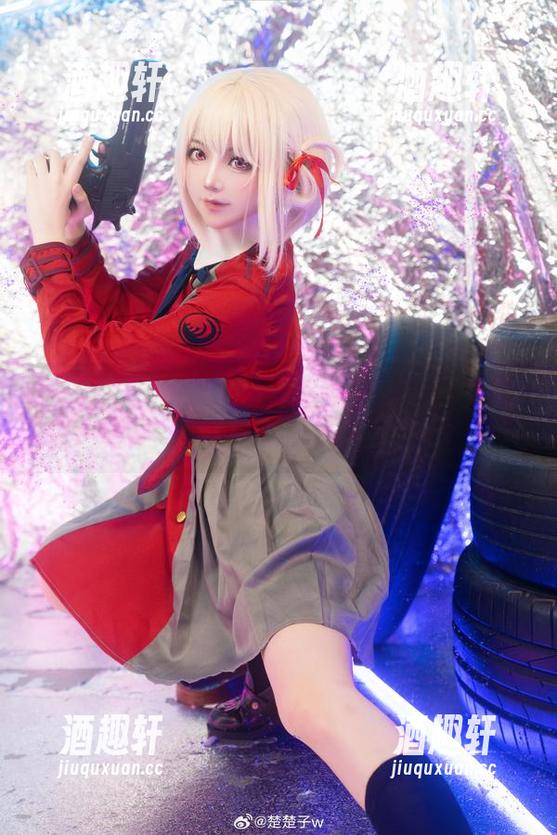 瞧瞧楚楚子w的写真，下载这幅嘴平伊之助，我会不会变得不正常？