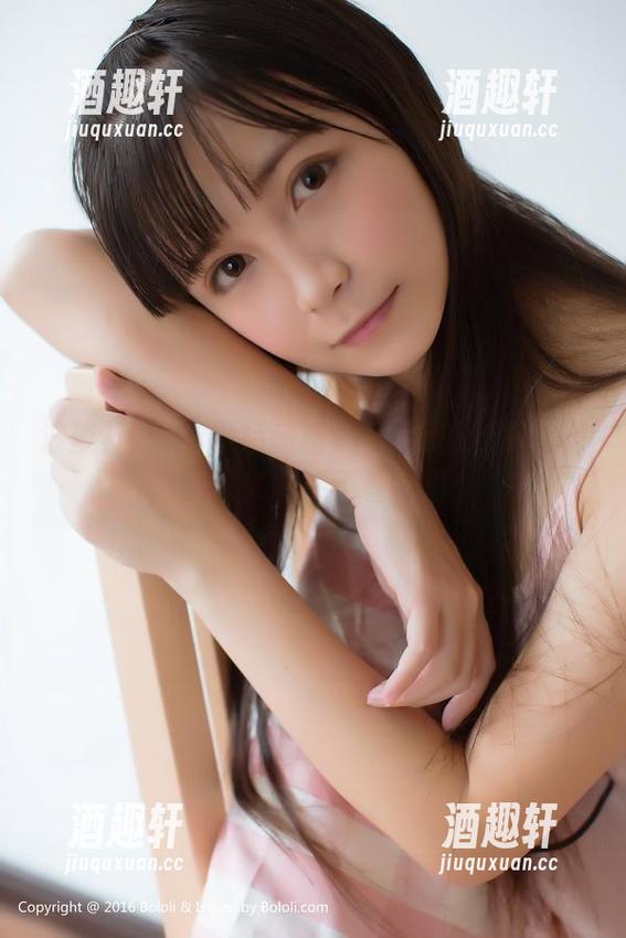 波萝社 - K8傲娇萌萌Vivian的制服套餐，原图来袭，不看可惜！