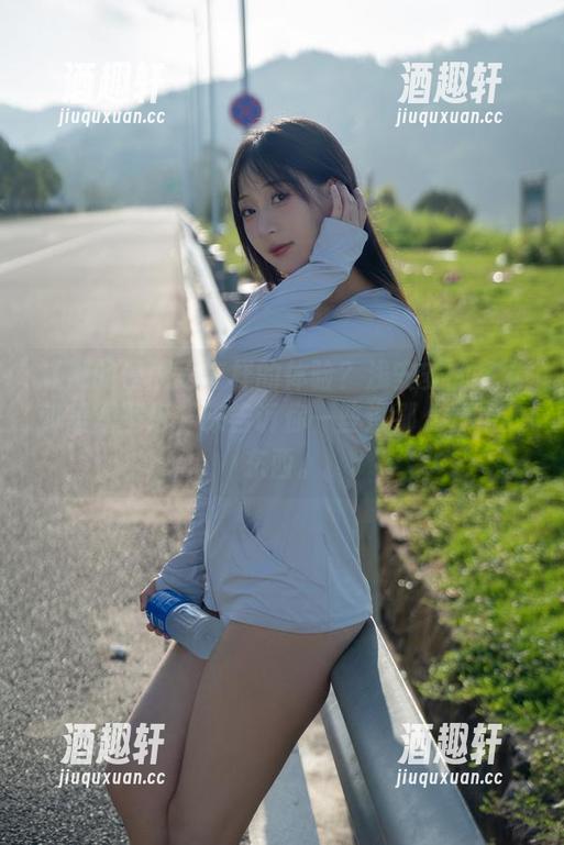 成都的漫展是怎样的体验？浅安安的兔女郎美图壁纸，来告诉你一些没那么严肃的东西。