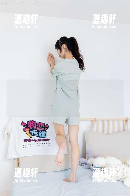 物恋传媒-菜菜 物恋传媒 - 嗯…最新一组套图,菜菜这“女王”打扮,我想说,妆容和姿态真的很高级啊。