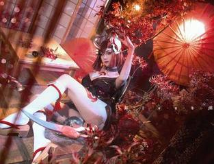 瓦斯塔亚小龙虾和她的和服——这美图免费，更有一颗海鲜的心哦！