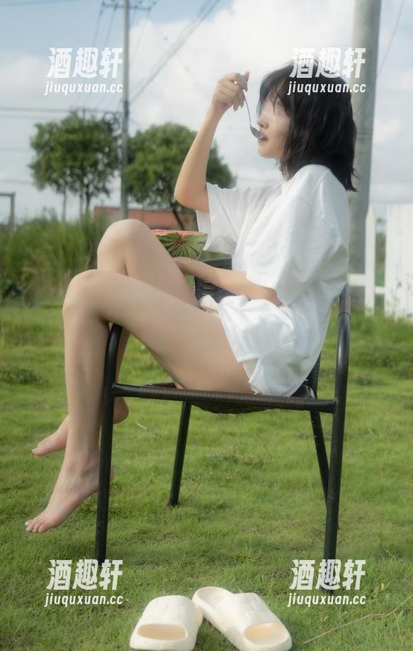 禅院熏 微密圈 - 禅院熏的黑丝资源,写真集成了“油光”和“俏皮”两大元素?
