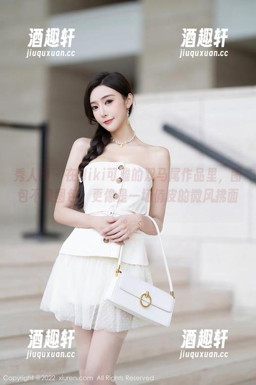 秀人网-Niki可雅 秀人网 - 在Niki可雅的双马尾作品里,图包不像图包,更像是一场俏皮的微风拂面。