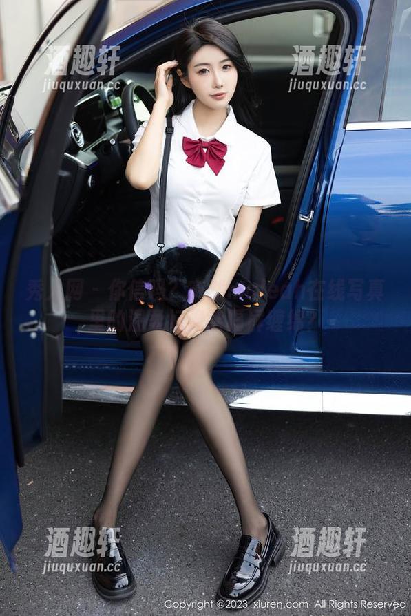 秀人网 - 你信吗？安然maleah在线写真里的温柔好像能隔屏缠绵？