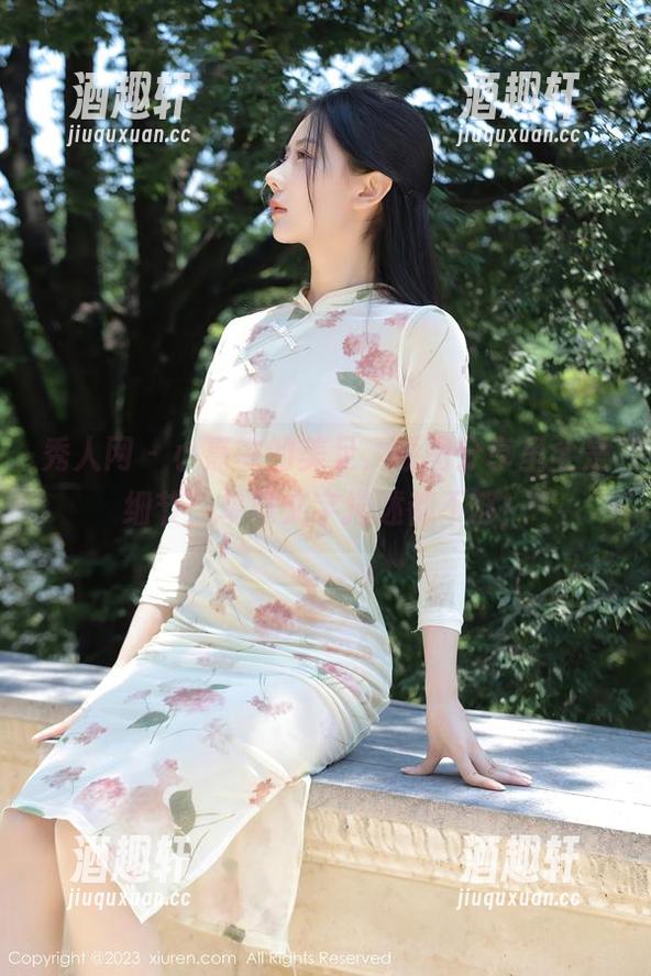 秀人网-小嘉敏 秀人网 - 小嘉敏的美足,原图分享里全是细节,单靠文字描述都不够!