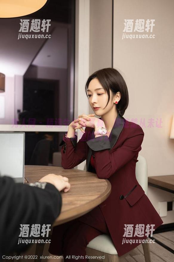 秀人网 - 精选牛仔裤写真：顾楚楚从未让人失望的时刻