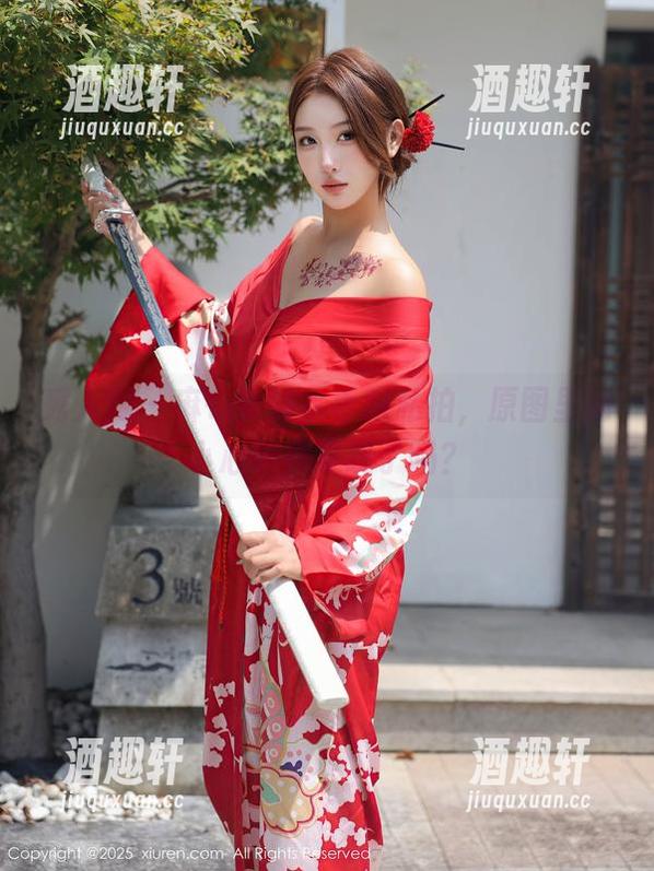 秀人网 - 麻布学妹水手服私拍，原图里的小心思你发现了吗？