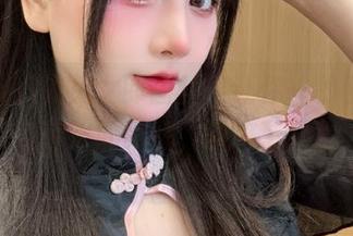 秋山AkI的兔女郎图片，让你一秒回到童年芭比的幻想，快来下载！