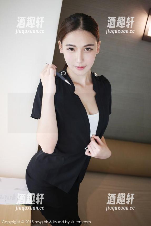 美媛馆 - 学妹Ellie艾栗栗，最新美图正好打破我的审美疲劳！这气质，谁能抵挡？