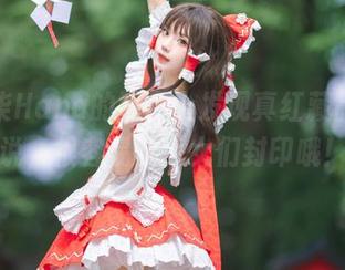 在花柒Hana的网盘上发现真红藏品，别说，很容易被少女们封印哦！