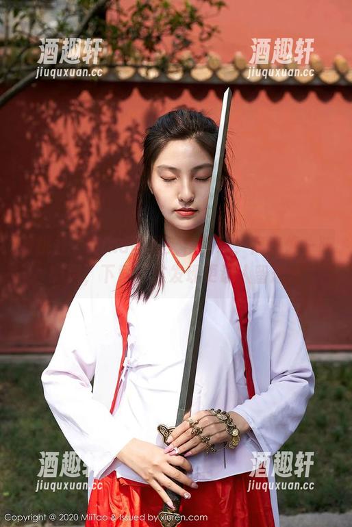 蜜桃社-Gina 蜜桃社 - Gina的夏天作品啊,简直像一阵微风,下载了才发现更让人留恋。