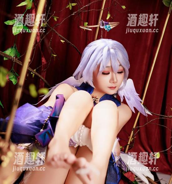 阿雪雪 阿雪雪的图集:在早乙女芽亚里的制服里碰撞点子,赌徒从不孤单