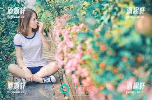 青豆客 - 对了，徐妍馨Mandy的美腿，免费提供给你，没问题！
