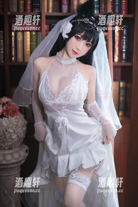 一张美图不到位，全靠鬼畜瑶在不在w和那条旗袍撑起来！