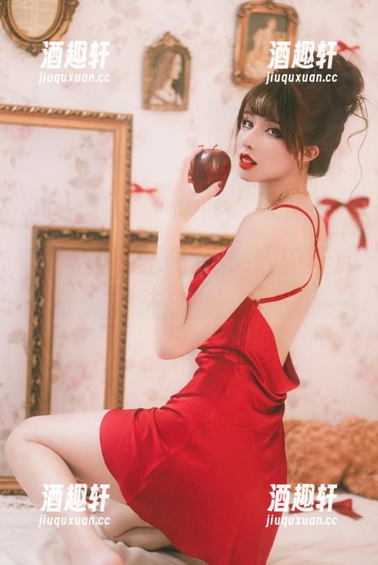 鹿八岁baby 套图不止是形态,鹿八岁baby的医生护士爱cos!